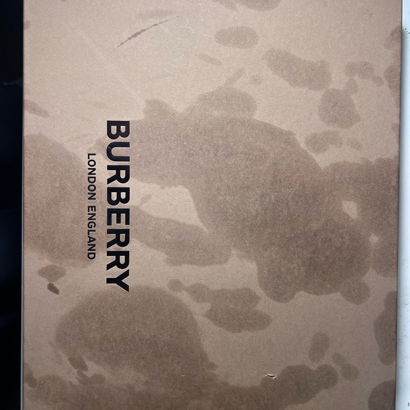 BURBERRY LOGO SCARF - Picture 5 of 5